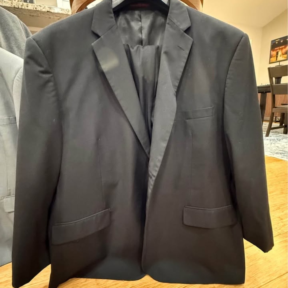 Black House of Benets Suit — 54R (48×30) — Like New